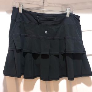 Lululemon Sz 8 Pace Setter Skirt Tall Length Black